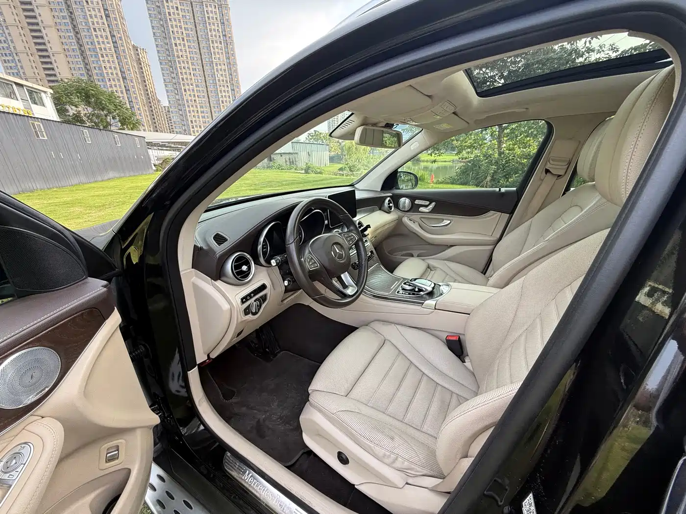 Фото 7 - Mercedes-Benz GLC