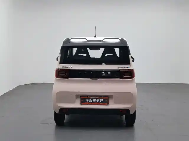 Wuling Motors Hongguang MINIEV 2021 Macaron Fashion Edition (NMC Lithium) — фото 4