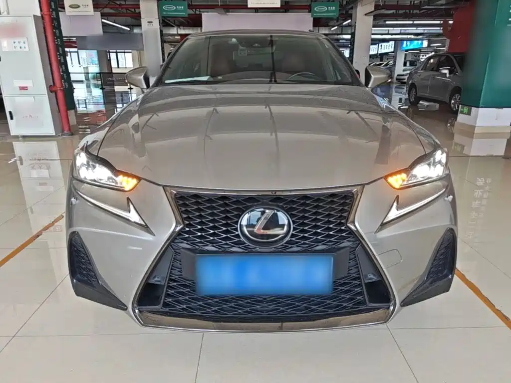 Lexus IS 2018 2017 300 F SPORT