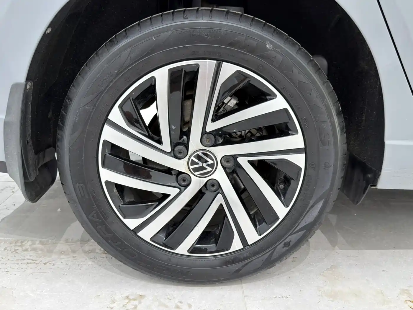 Volkswagen Lavida 2023 280TSI DSG Starlight Comfort Edition фото 18