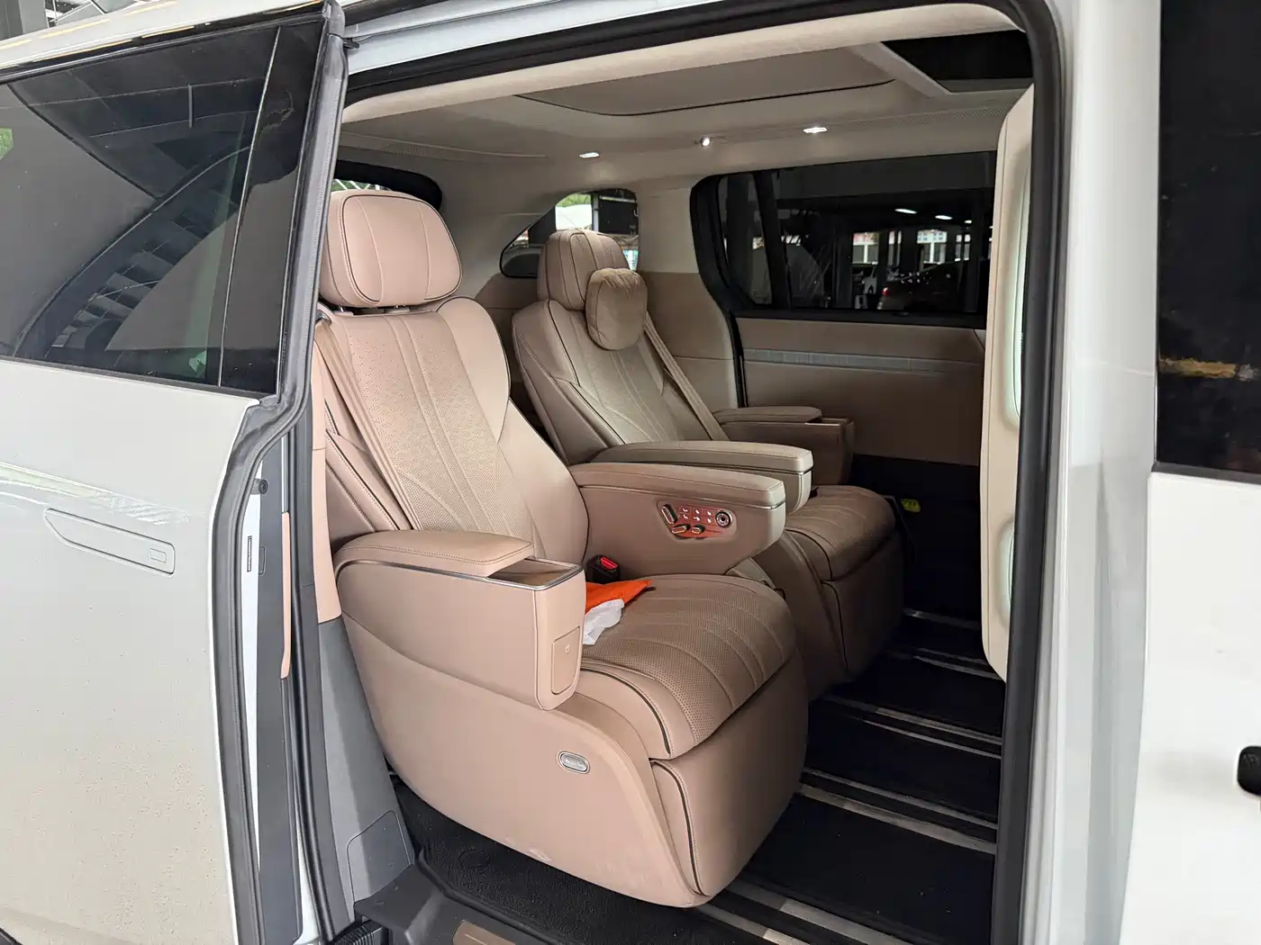 2026 XPeng X9