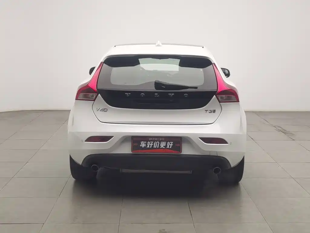Photo 4 - Volvo V40