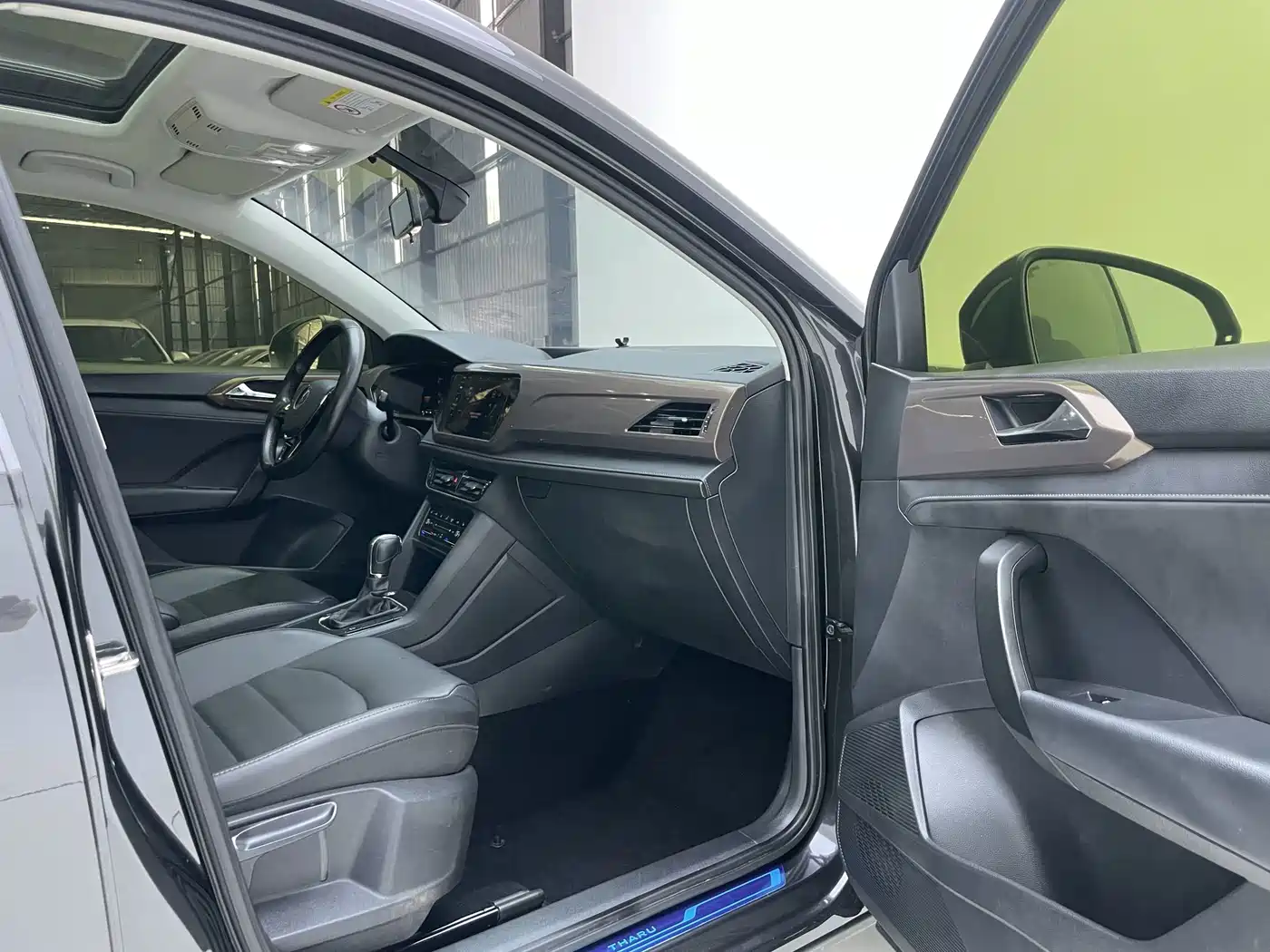 Volkswagen Tharu, миниатюра 24