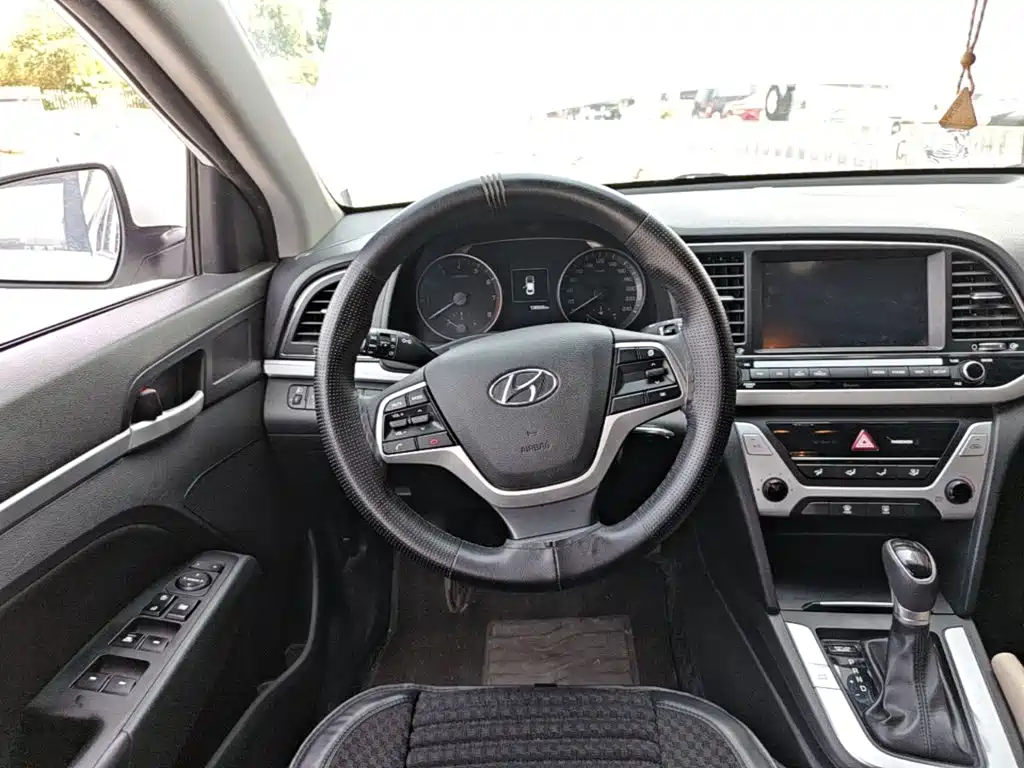 HYUNDAI LEAD
