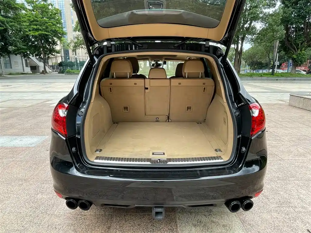 Porsche Cayenne фото 19