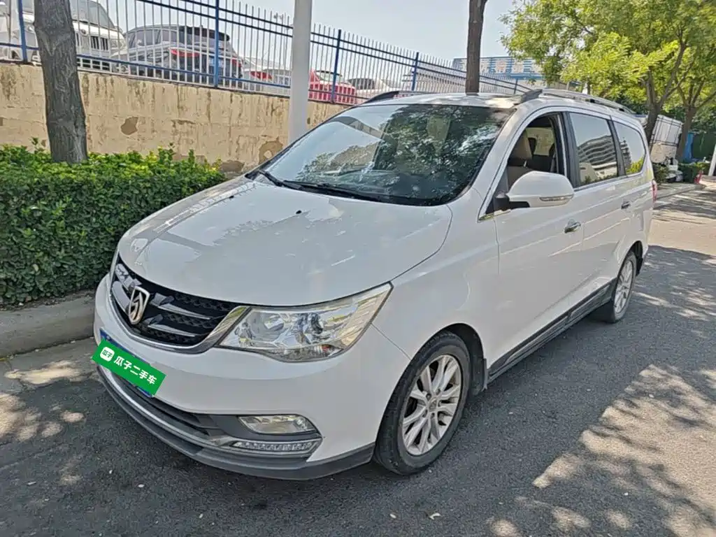 Фото 1 - Baojun 730