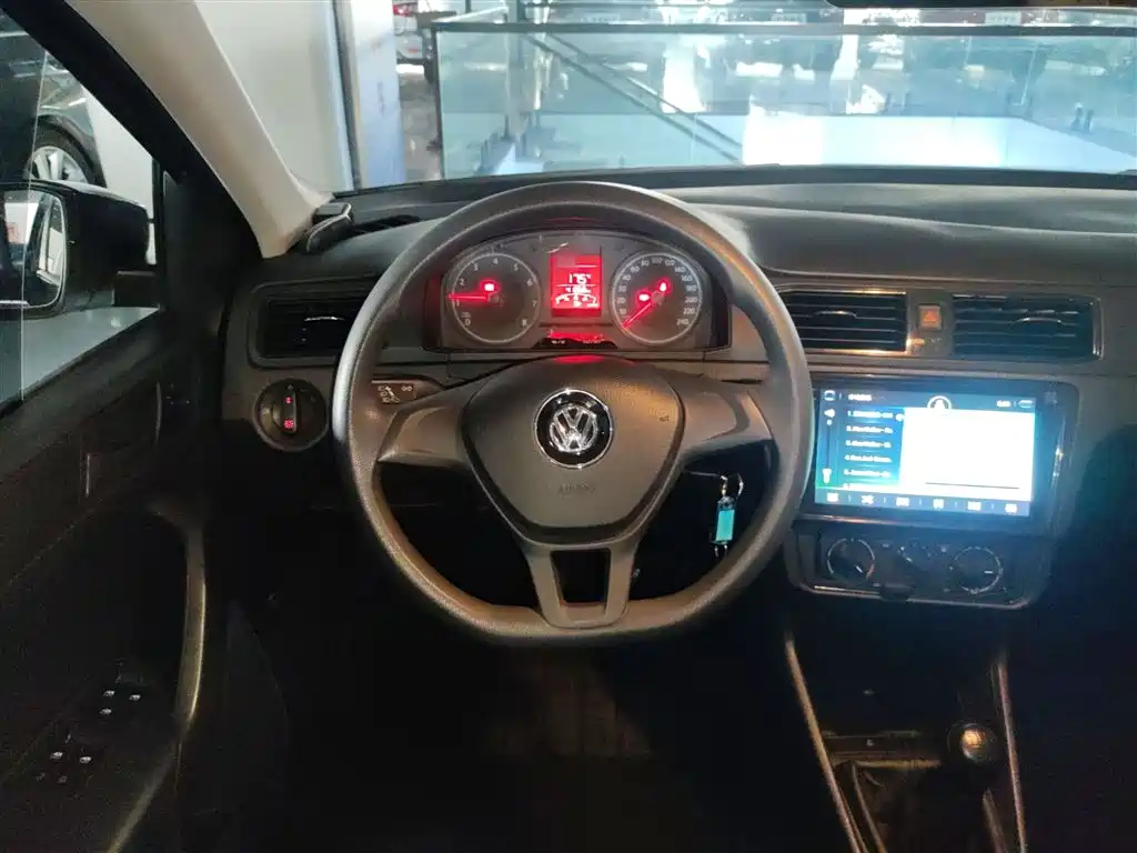 Volkswagen Santana 2018 1.5L Manual Trend Edition фото 7