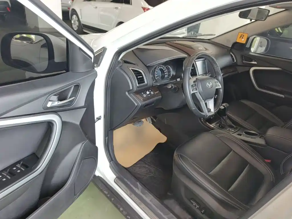 BAIC Huansu S6 2016 2017 1.5T CVT Delight