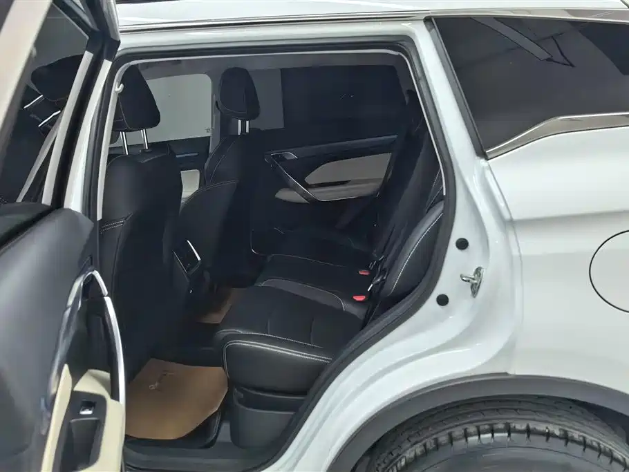 GEELY AUTOMOBILE BOYUE