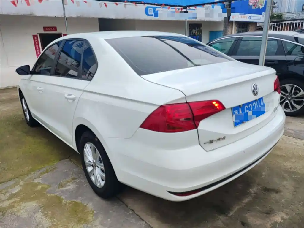 Volkswagen Bora 2018 1.5L Automatic Fashion фото 5