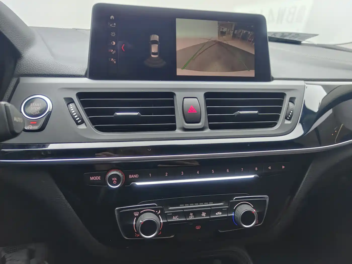 BMW 1 Series 2019 118i M Sport Package фото 8