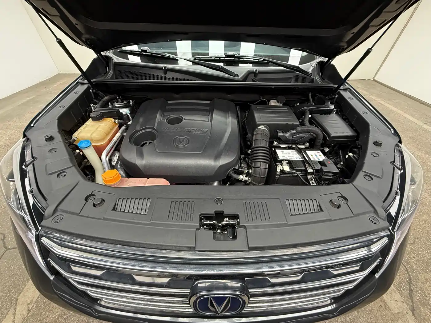CHANGAN CS75