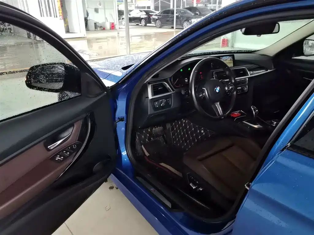 BMW 3 Series 2018 320Li Leading M Sport Package фото 16