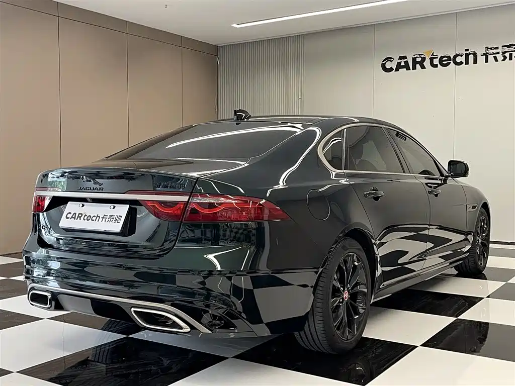 JAGUAR XFL