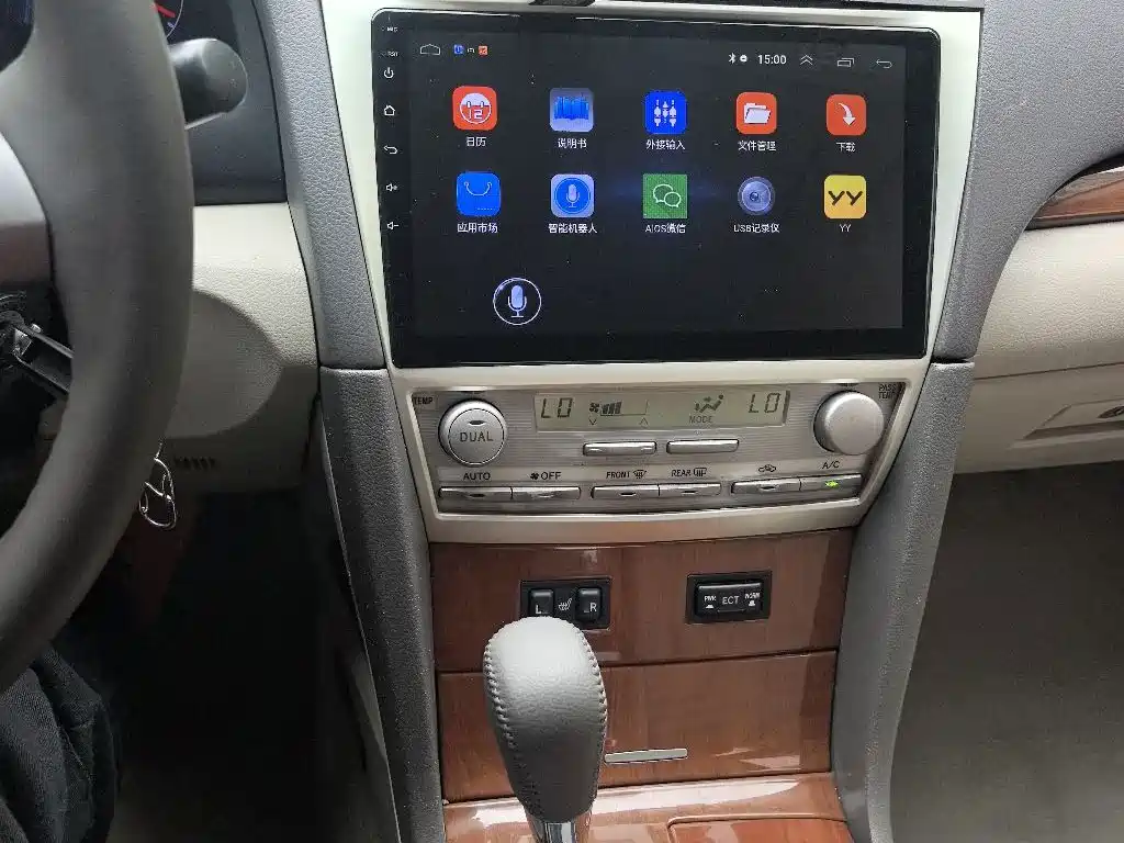Toyota Camry 2013 200G Classic Luxury Edition фото 14