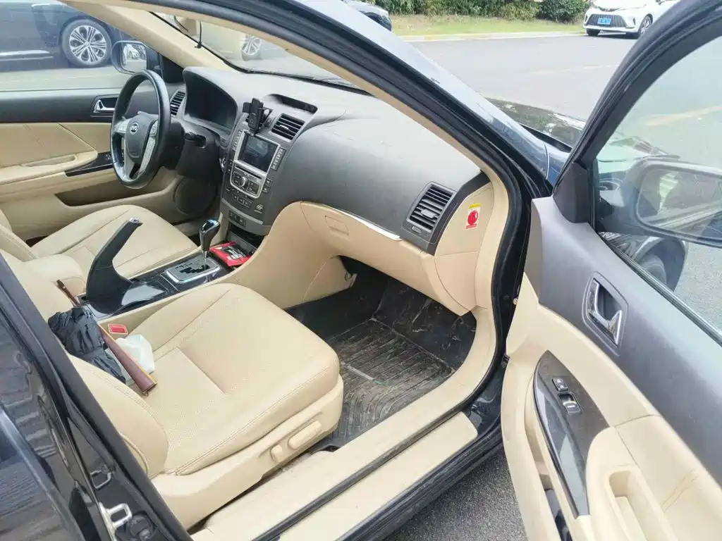 BYD G6 2013 2013 1.5TID Automatic Prestige