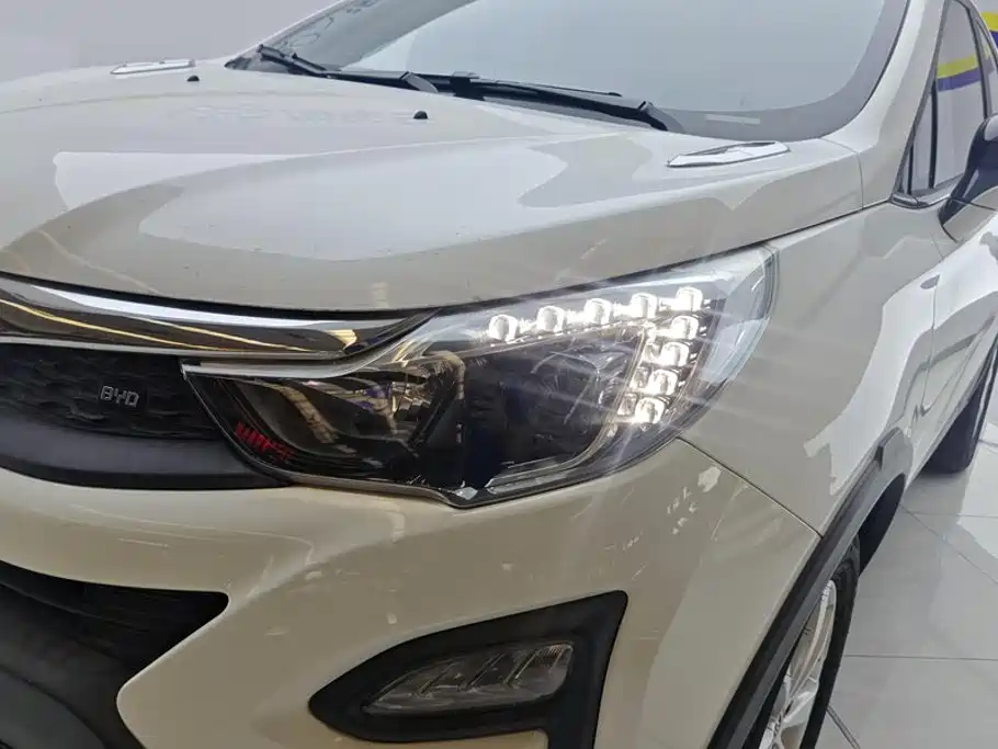 BYD Yuan 2017 2017 1.5L Auto Cool Fashion