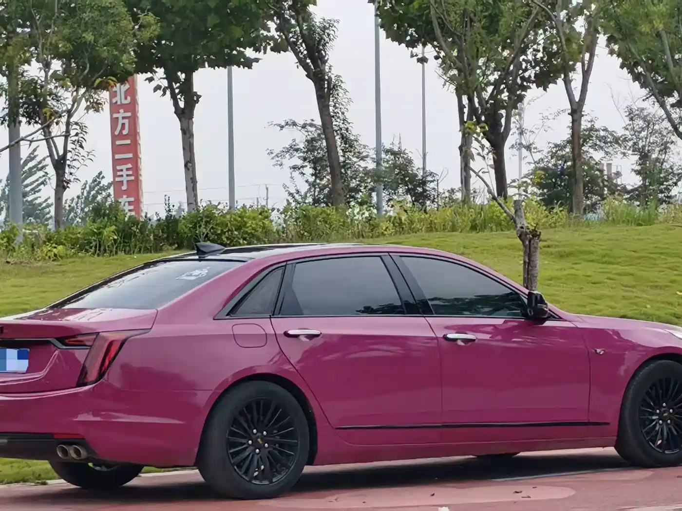 Фото 9 - Cadillac CT6
