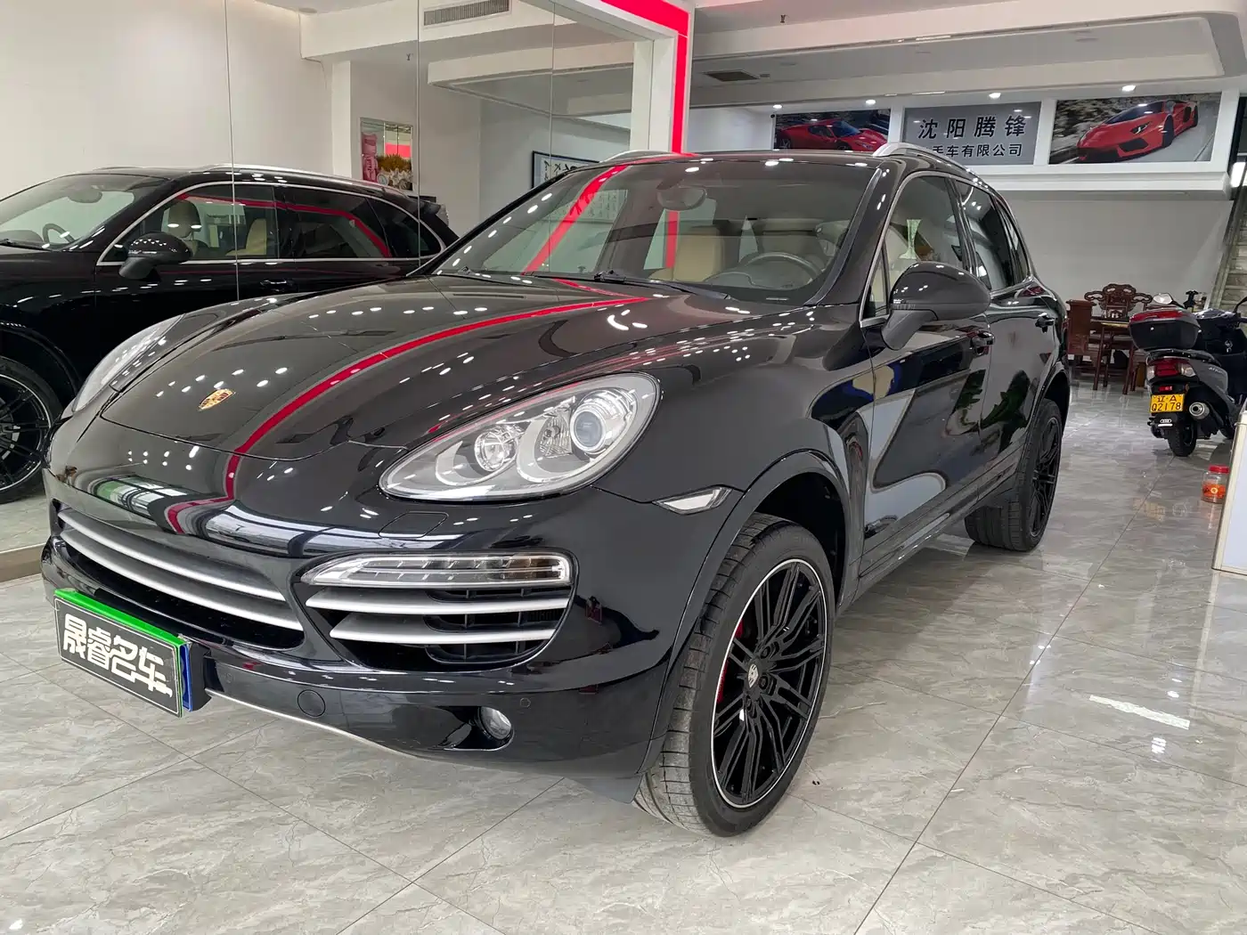 Porsche Cayenne 2014 Cayenne Platinum Edition 3.0T