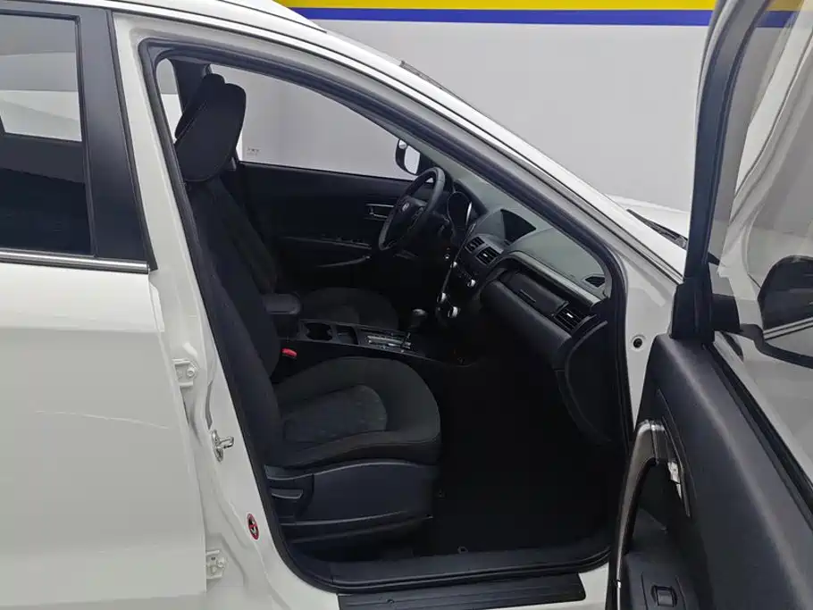 Besturn X80 2015 2015 2.0L Automatic Comfort Anniversary Edition