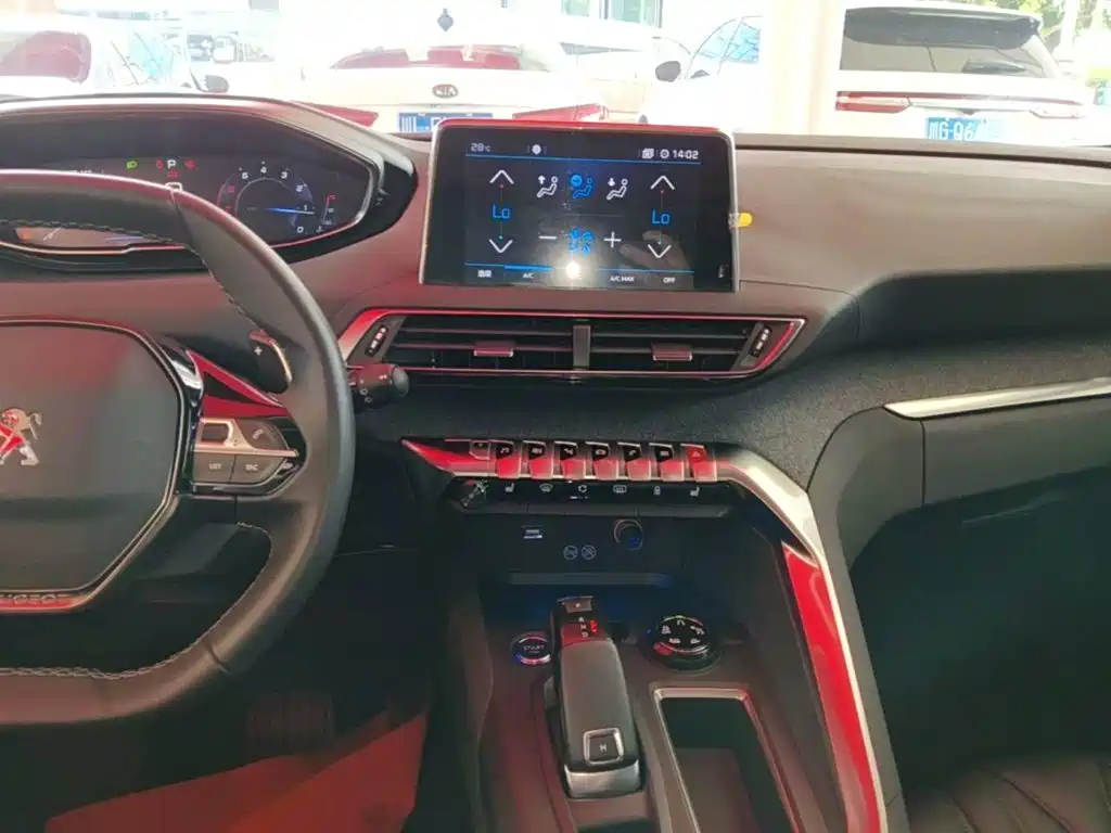 Peugeot 5008 2018 2017 380THP 7-seat Luxury Edition