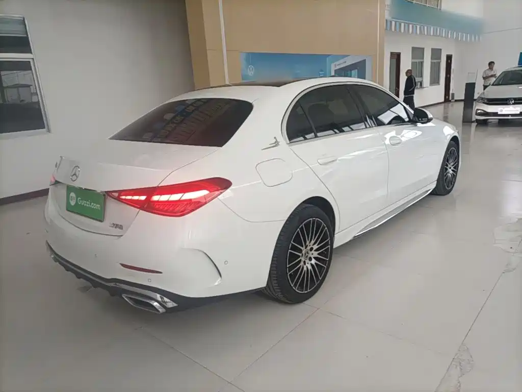 Фото 7 - Mercedes-Benz C-Class