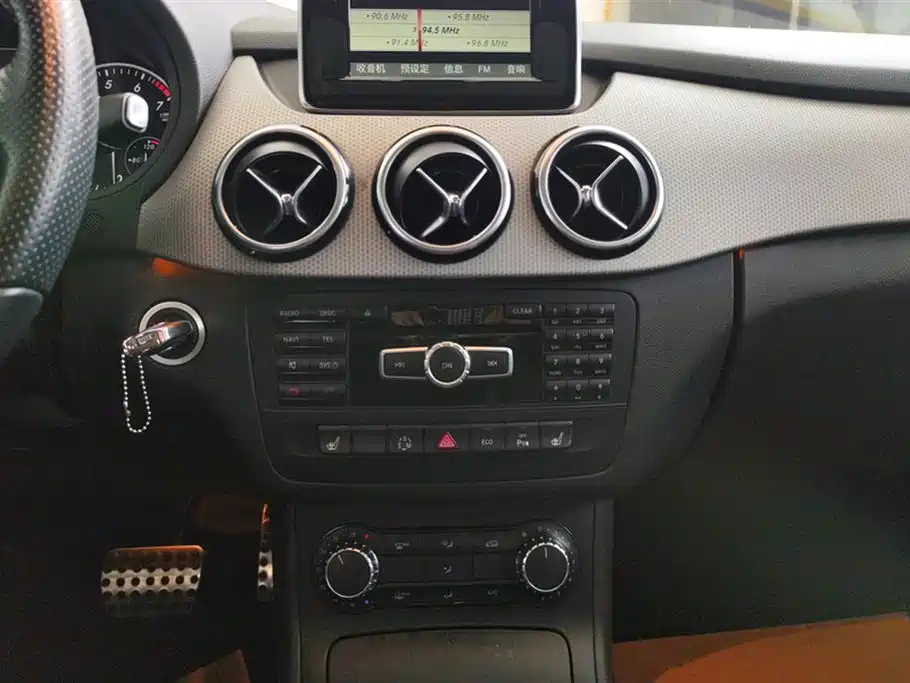 Mercedes-Benz B-Class 2012 B 200 фото 13