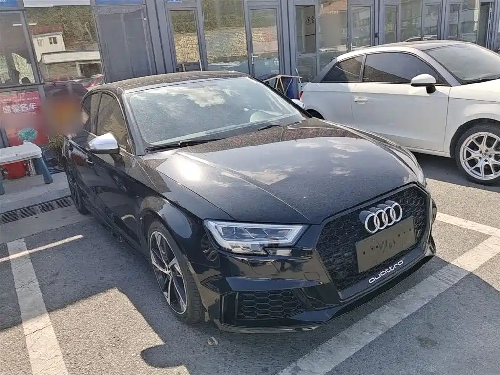 Audi S3 2019 Audi S3 2.0T Limousine фото 4