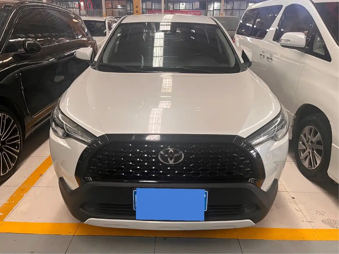 Toyota Corolla Cross 2022 2.0L Premium Edition фото 2