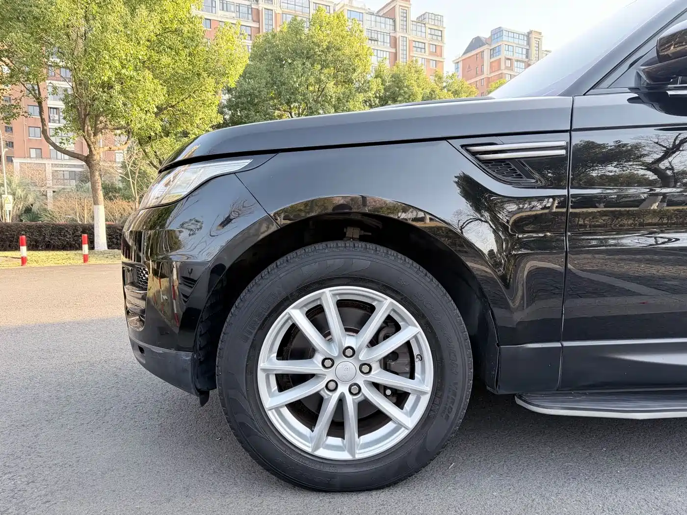 Land Rover Range Rover Sport 2016 Model 2.0 GTDi HSE фото 18