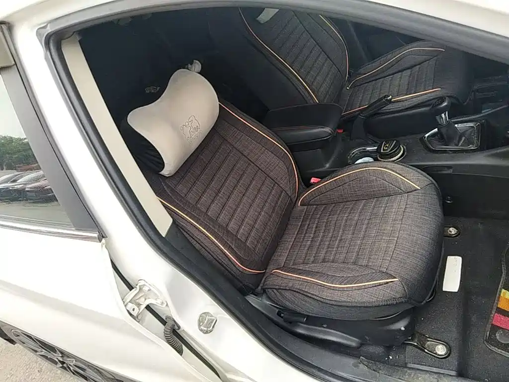Soueast DX3 2018 2018 1.5L Manual Premium