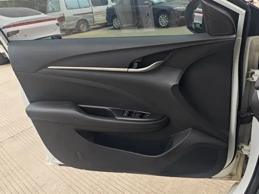 Buick Excelle 2019 18T Automatic Connected Elite (China V) фото 7