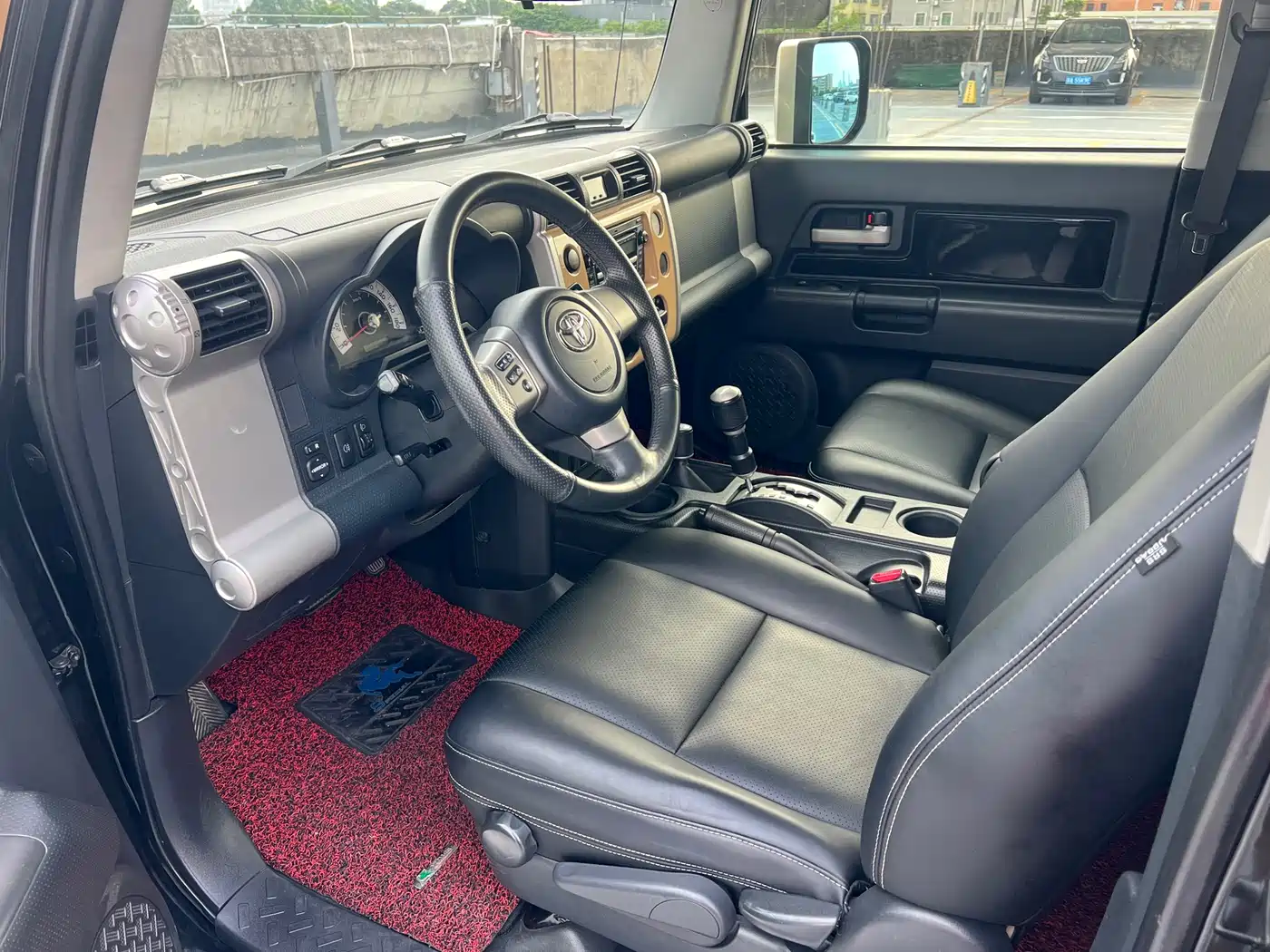 Toyota FJ Cruiser 2007 4.0L фото 9
