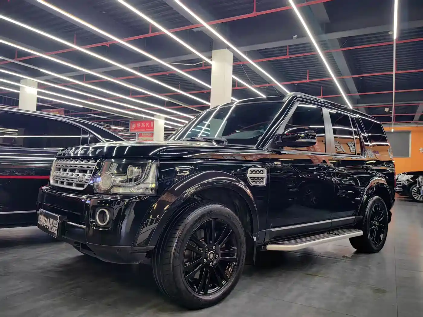 Land Rover Discovery 2016 3.0 SC V6 HSE