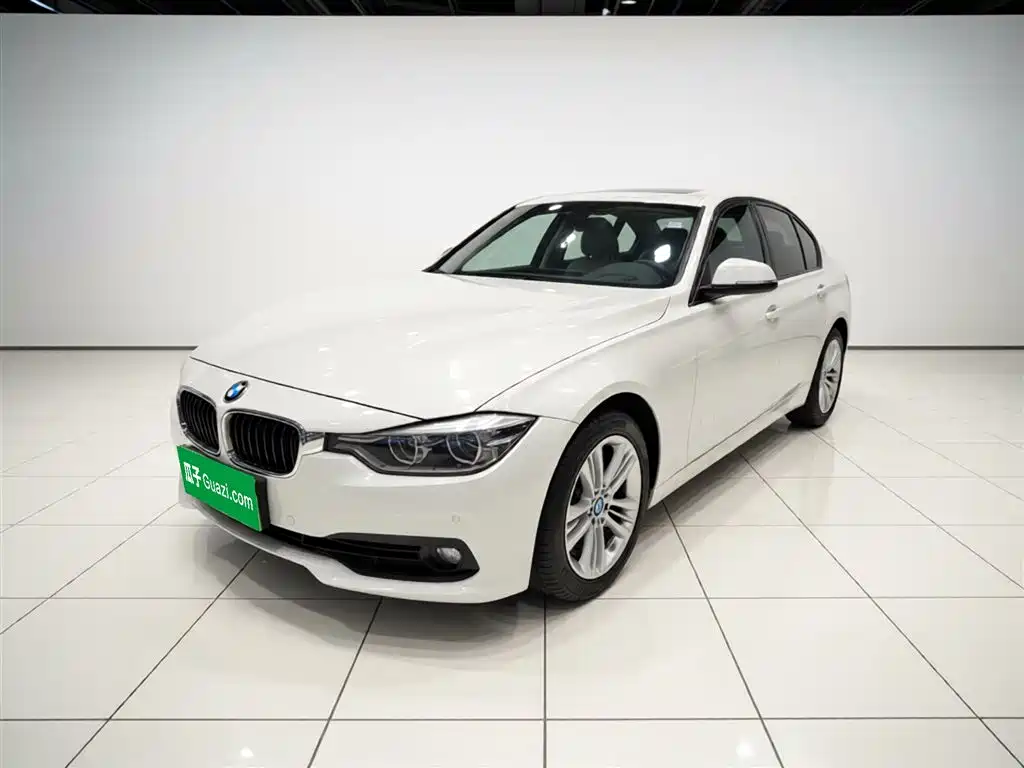 BMW 3 Series 2017 318i Fashion фото 2