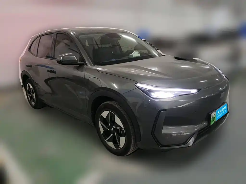 Фото 3 - Geely Galaxy Galaxy E5