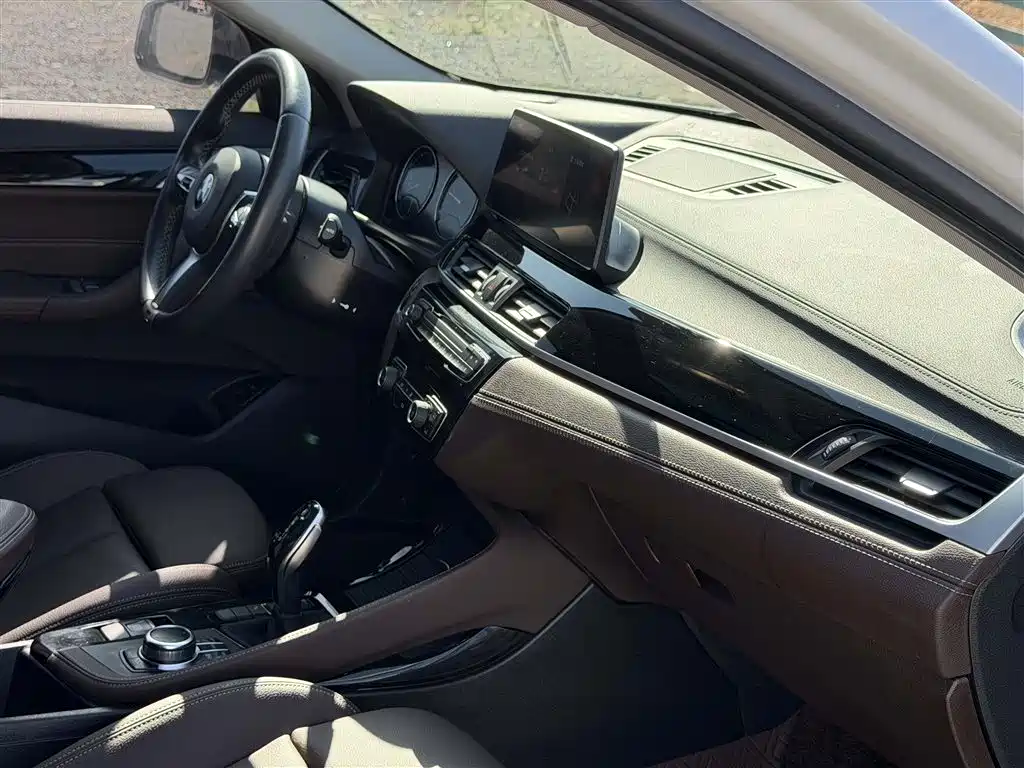 BMW X2 2023 sDrive25i M Off-Road Package фото 12