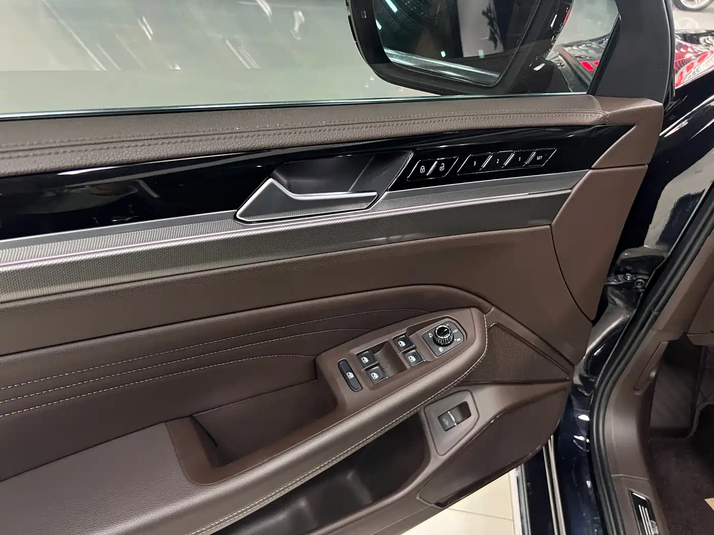 Volkswagen Phideon 2021 380TSI Luxury Edition фото 9