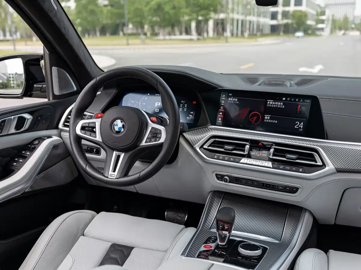 BMW X5 M 2022 2022 X5 M