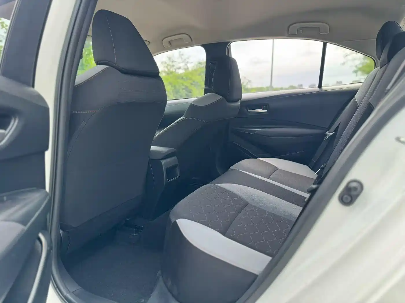 Toyota Corolla 2023 1.2T Pioneer Edition фото 7