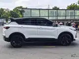 Фото 7 - Geely Coolray