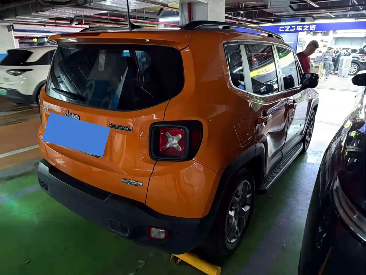 Photo 4 - Jeep Renegade