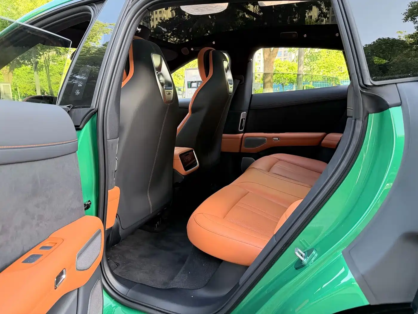 Xiaomi Auto Xiaomi YU7 2025 Extended Range RWD Edition фото 6