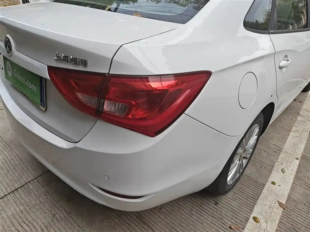 Buick Excelle 2015 15N Automatic Elite фото 8