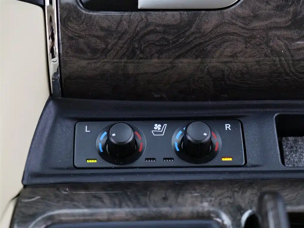 Toyota Alphard 2023 Dual Hybrid 2.5L Ultimate Gold Edition фото 23