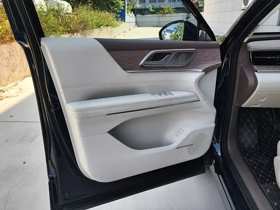 Wuling Motors Wuling Starlight L 2026 2026 1.5L Base Model