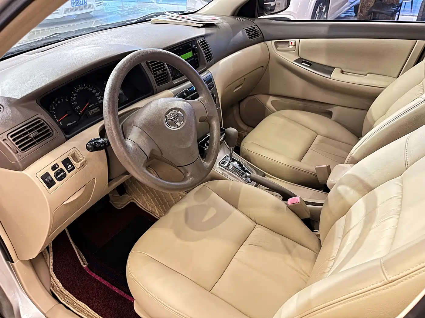 Toyota Corolla 2011 1.6L Automatic Luxury Edition фото 9
