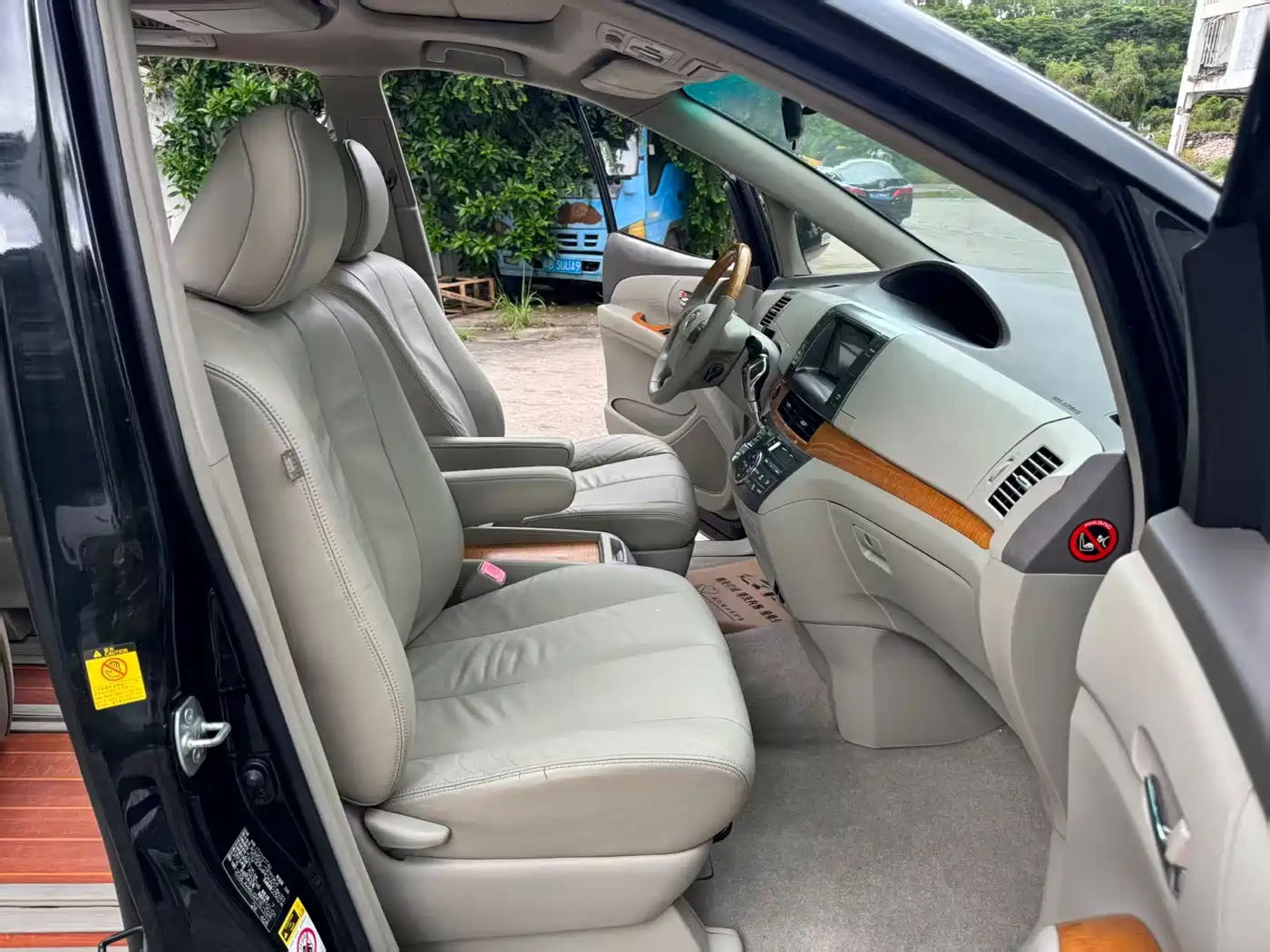 Toyota Previa 2010 2006 2.4L 7-seater Standard