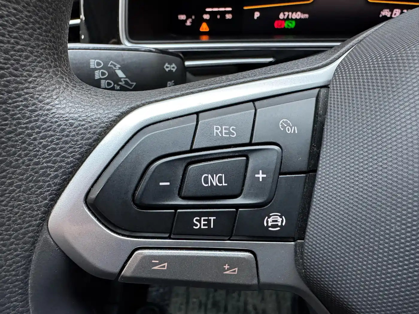 Volkswagen Tiguan L 2022 330TSI Automatic 2WD Comfort Edition фото 21