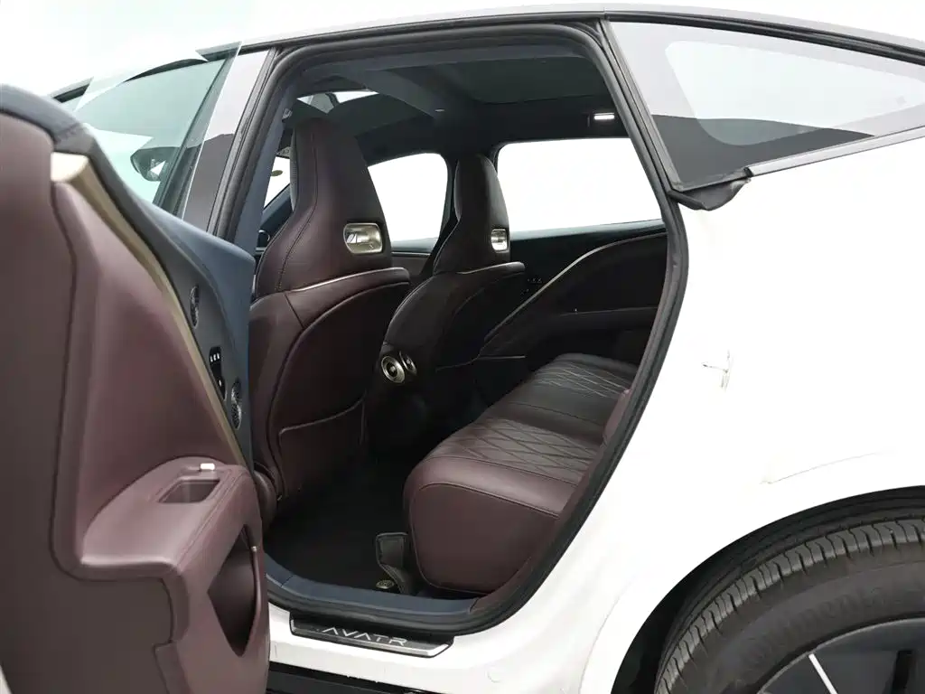 Avatr 11 2025 Ultra Extended Range Edition фото 14